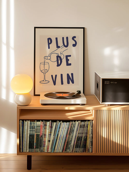 Wine Pour Moment